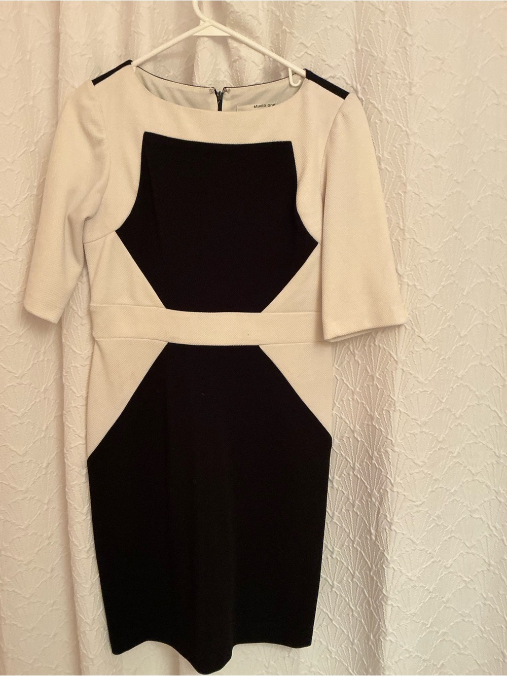 Studio One Black and White Geometric Midi Dress